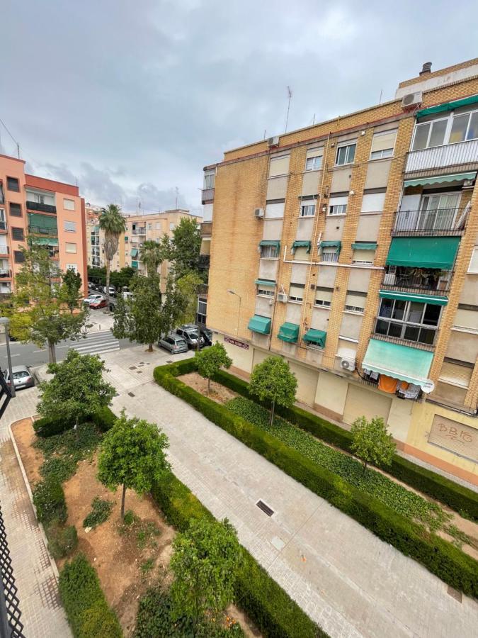 Hotel Habitacion Privada En Piso Compartido Valenza Esterno foto